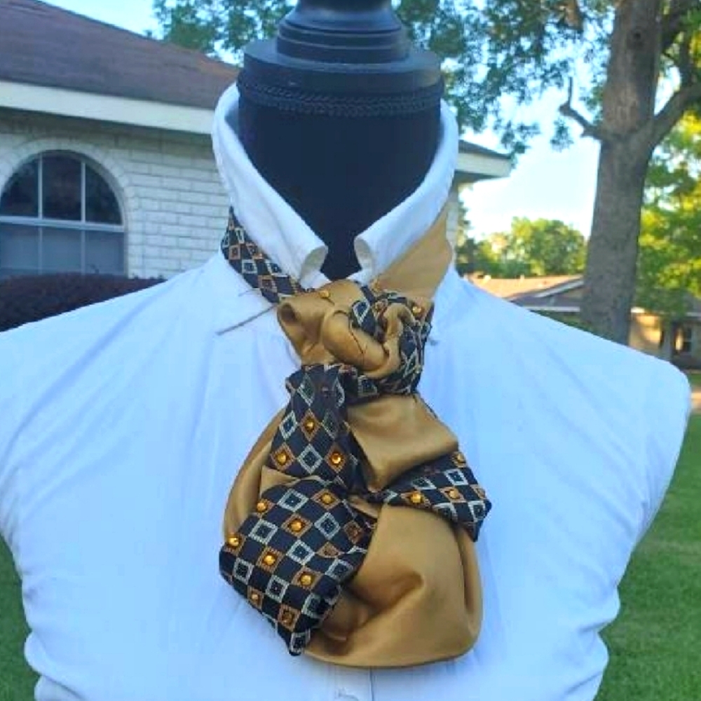 UNISEX NECKTIE